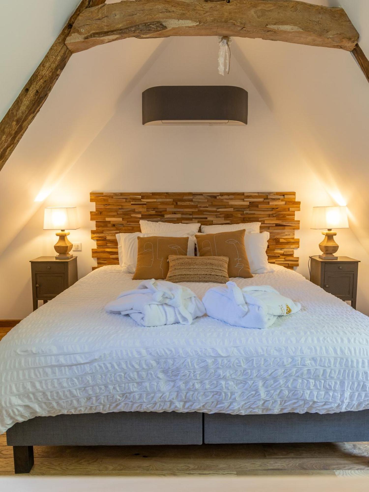 Le Domaine D'Angerville - Chambres D'Hotes Habitación foto